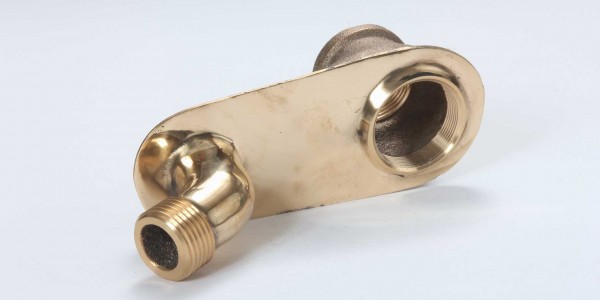 High polished brass plumbing nozzle